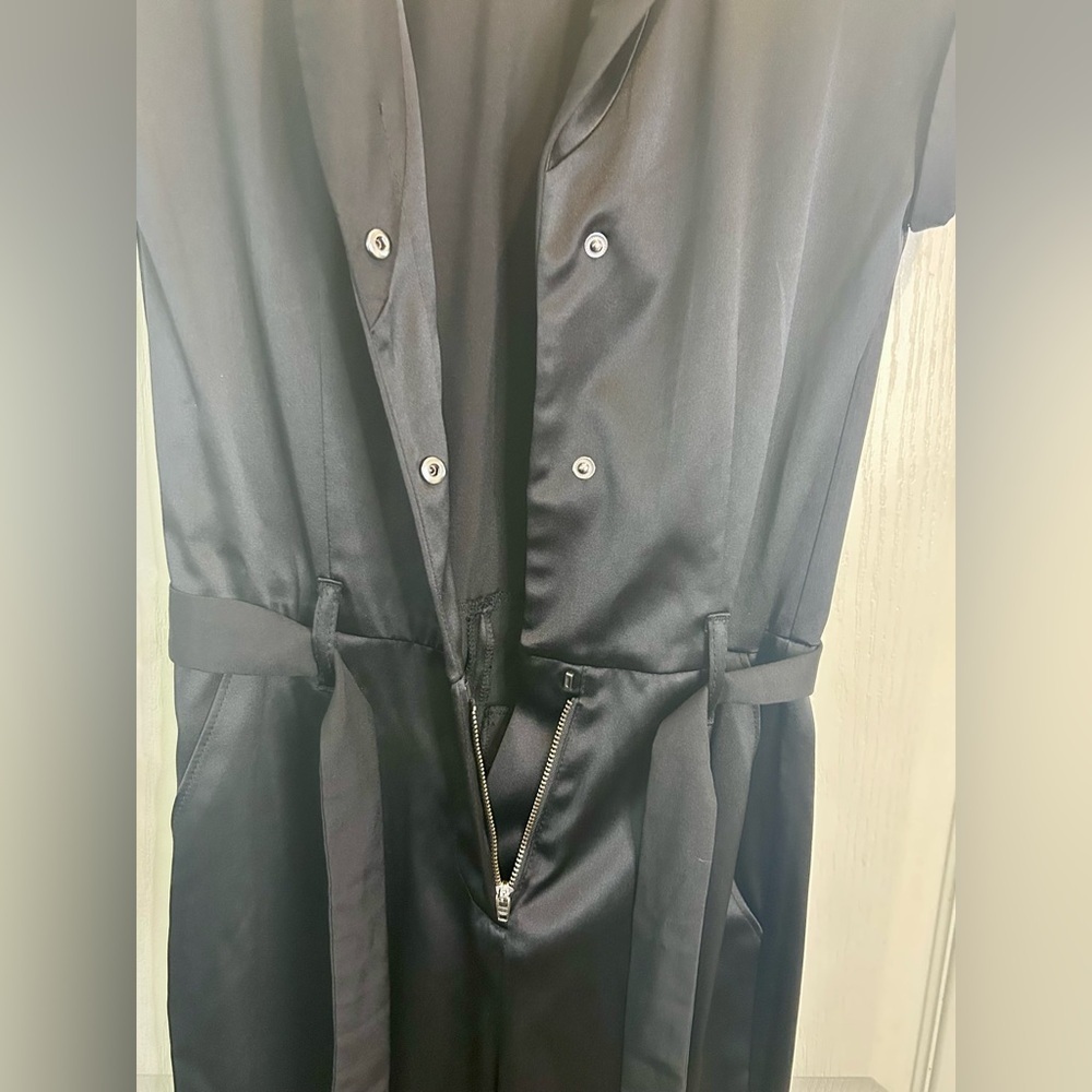 🖤”White House Black Market”Black Satin Jumpsuit w/ Tie Belt V-Neckline & Pockets - Picture 7 of 13